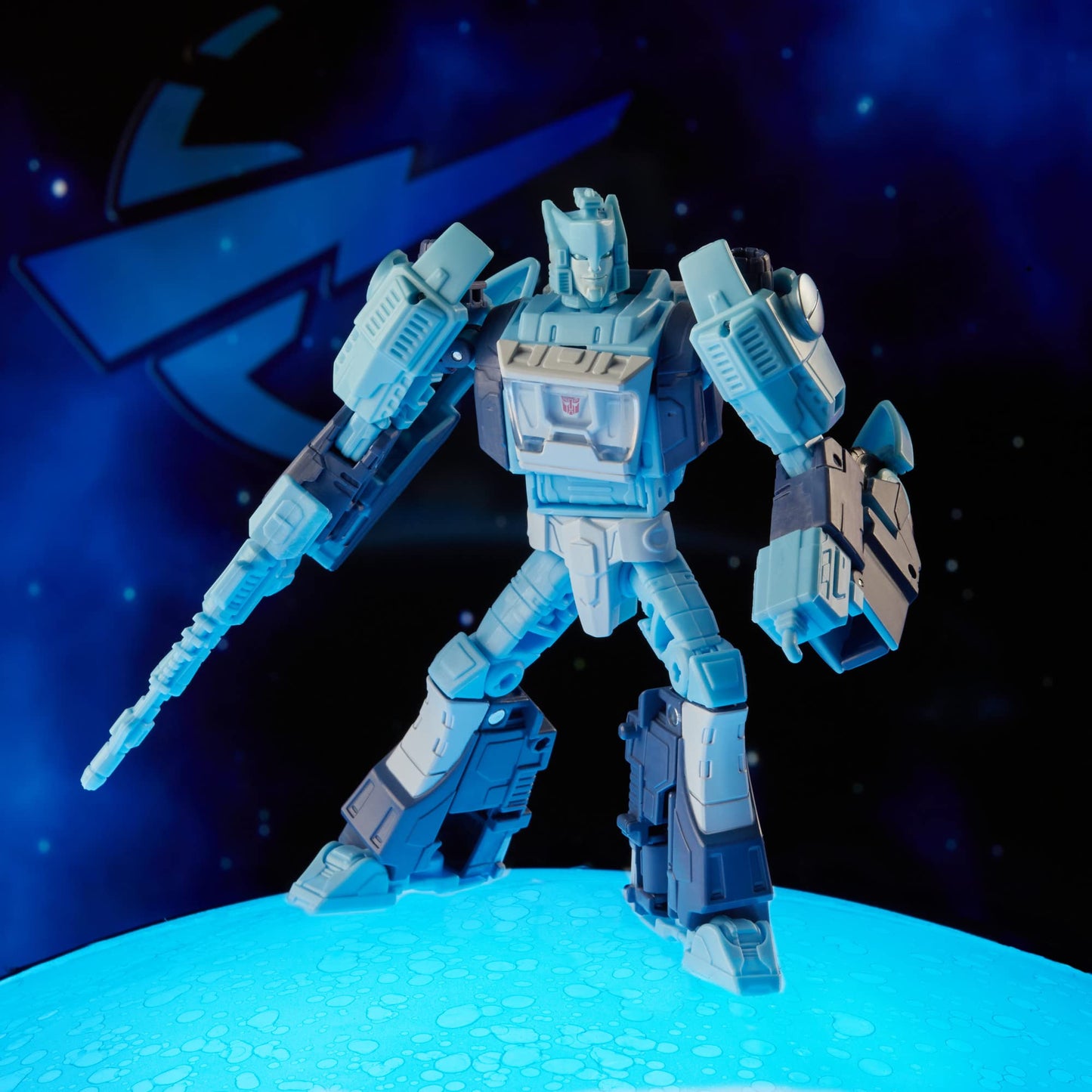 Transformers Legacy Velocitron 5 Inch Action Figure Deluxe Class Exclusive - Blurr